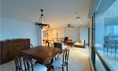 Se arrienda apartamento en Rodadero Sur, Santa Marta