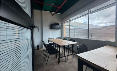 ARRIENDO OFICINA EN CENTRO COMERCIAL CENTRO CHIA