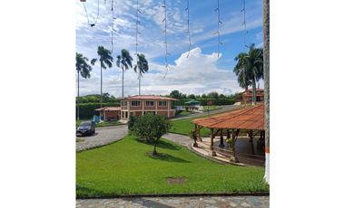 ARRIENDO CASA CAMPESTRE POR NOCHES SECTOR CERRITOS