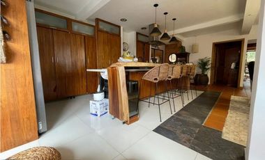 Casa Amoblada en Arriendo en Envigado sector Loma del Chocho