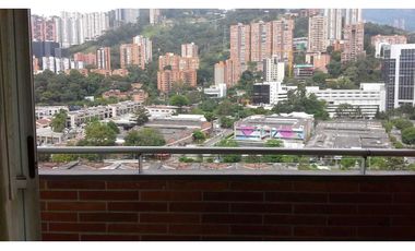 VENTA DE APARTAMENTO EN CIUDAD DEL RIO.