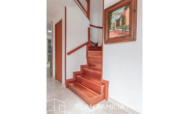 HERMOSA CASA EN ARRIENDO EN CHIA