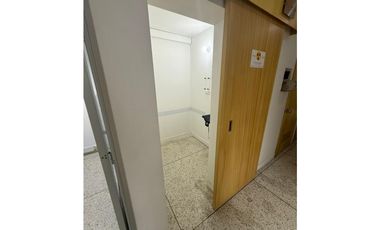 SE ALQUILA LOCAL EN EL CENTRO