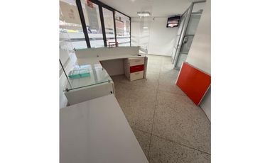 SE ALQUILA LOCAL EN EL CENTRO