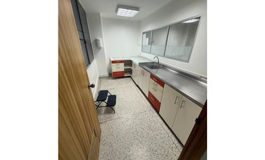 SE ALQUILA LOCAL EN EL CENTRO