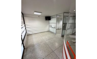 SE ALQUILA LOCAL EN EL CENTRO