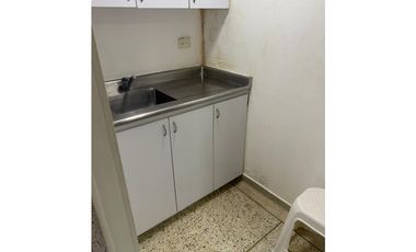 SE ALQUILA LOCAL EN EL CENTRO