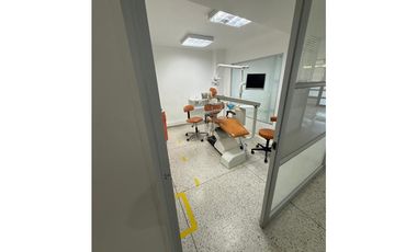 SE ALQUILA LOCAL EN EL CENTRO