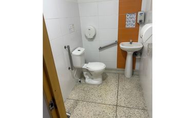 SE ALQUILA LOCAL EN EL CENTRO