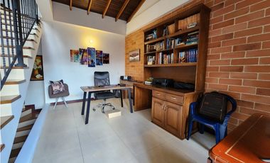 Venta de casa en Sabaneta sector San Remo