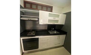 SE ARRIENDA APARTAESTUDIO EN GRANADA