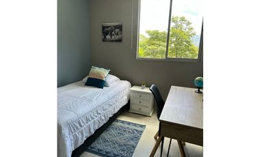 Amoblado HERMOSO Apartamento cerca a CC Arkadia