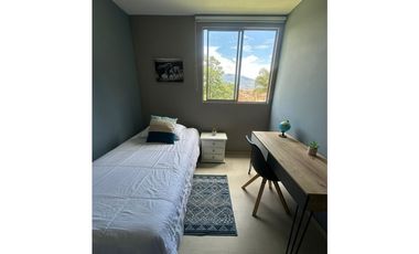 Amoblado HERMOSO Apartamento cerca a CC Arkadia