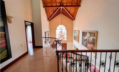 VENTA DE CASA EN EL POBLADO RANGO 60