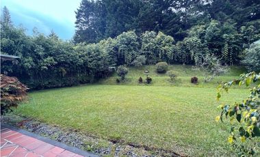 VENTA DE CASA EN EL POBLADO RANGO 60