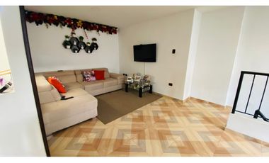 CASA EN VENTA EN EL BARRIO VILLACOLOMBIA DE CALI LO cw9442095