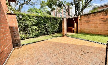 Linda casa esquinera en Suramerica itagüí