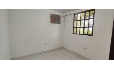 Venta de casalote de 1000 M2 en 250 mill neg, en La Mesa Cund, COL