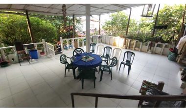 Venta de casalote de 1000 M2 en 250 mill neg, en La Mesa Cund, COL