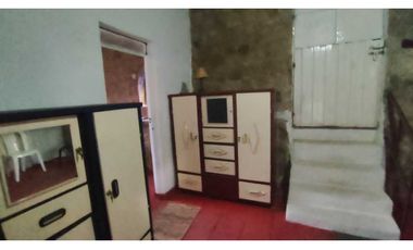 Venta de casalote de 1000 M2 en 250 mill neg, en La Mesa Cund, COL