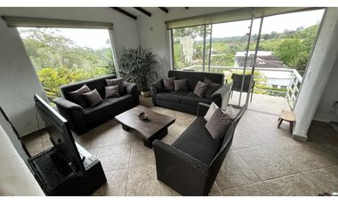 SE ARRIENDA CASA CAMPESTRE EN CIRCASIA, QUINDO, COLOMBIA