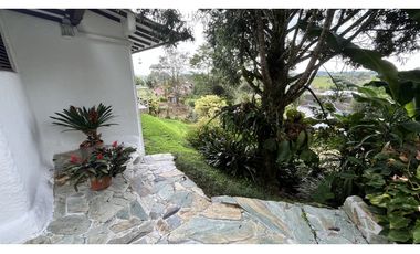 SE ARRIENDA CASA CAMPESTRE EN CIRCASIA, QUINDO, COLOMBIA