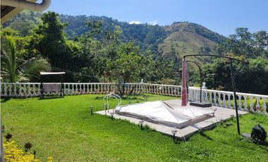 Finca en la pintada (Damasco)