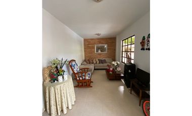 Venta de casa en San Jerónimo unidad cerrada sector Leticia