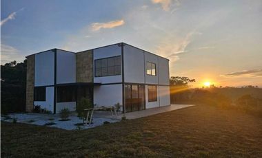 Vendo finca en Marinilla Oriente Antioqueño