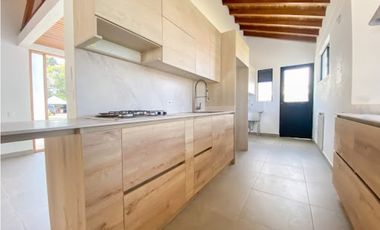 Casa en Arriendo en Envigado Sector Loma del Escobero