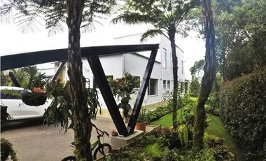 Casa campestre con 3 habitaciones en el escobero