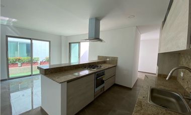 Casa de lujo cerca del mar en exclusivo sector de santa Marta