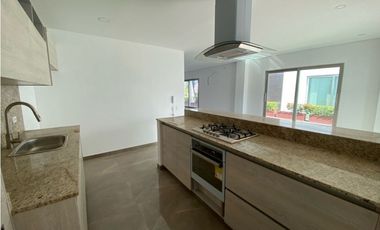 Casa de lujo cerca del mar en exclusivo sector de santa Marta