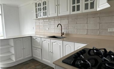 CASA EN VENTA ALTOS DEL POBLADO