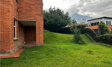 CASA EN VENTA ALTOS DEL POBLADO