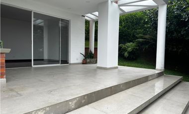 CASA EN VENTA ALTOS DEL POBLADO