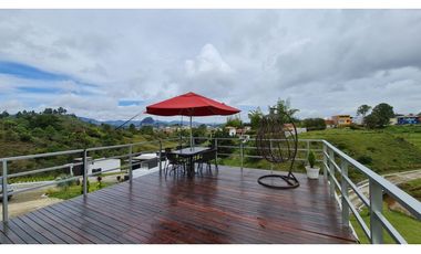 VENDO CASA DUPLEX  EN GUATAPE
