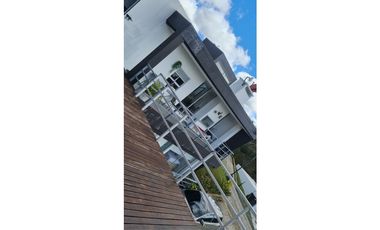 VENDO CASA DUPLEX  EN GUATAPE