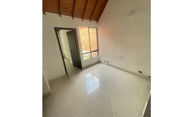 Casa Dúplex  en Arriendo Envigado Sector El Dorado