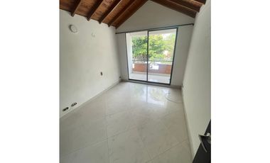 Casa Dúplex  en Arriendo Envigado Sector El Dorado