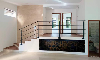 VENTA DE CASA CAMPESTRE DE 1100 M2 EN 650 MILL EN LA MESA CUND