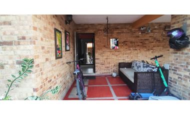 VENTA DE CASA EN CONJUNTO