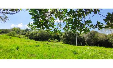 Venta de lote en Condominio en La Mesa Cund COL, área de 1046 M2