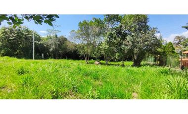 Venta de lote en Condominio en La Mesa Cund COL, área de 1046 M2