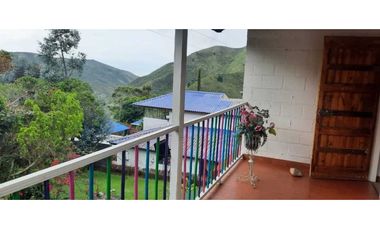 Vendo finca casa de campo  yumbo vereda Santa Inés  antes de la cumbre