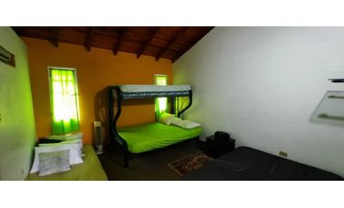 Vendo finca casa de campo  yumbo vereda Santa Inés  antes de la cumbre