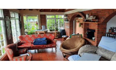 Vendo finca casa de campo  yumbo vereda Santa Inés  antes de la cumbre