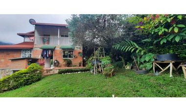 Vendo finca casa de campo  yumbo vereda Santa Inés  antes de la cumbre