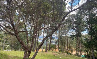 Venta de Lote  en el retiro