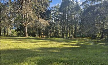 Venta de Lote  en el retiro